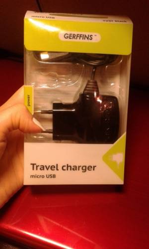 Зарядное устройство  micro USB