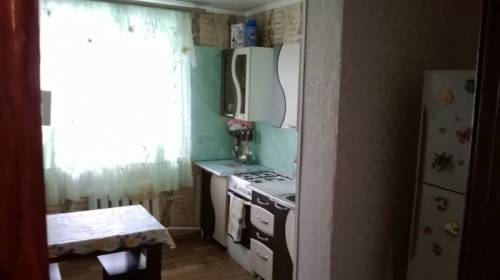 Продам трёхкомнатную квартиру в центре с.Покровка