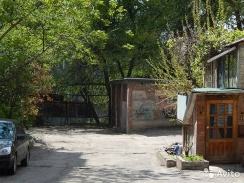 Сдаю гараж капитального типа