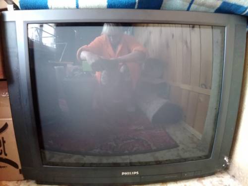 Продам Телевизор Philips