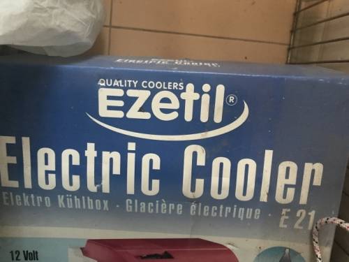 Продам автохолрдильник Ezetil E21(12V) новый
