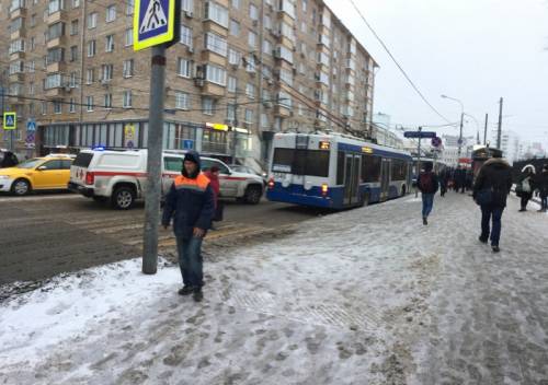 Торговая площадь, метро ул 1905 года 