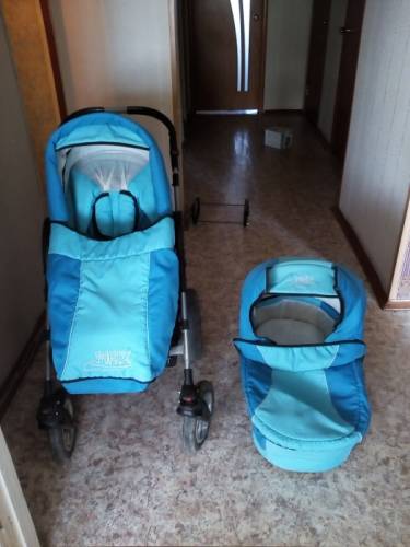 Продам детскую коляску