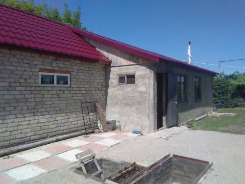 Продается дом  навострой с участком 