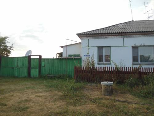 продам пол дома на станции введенское