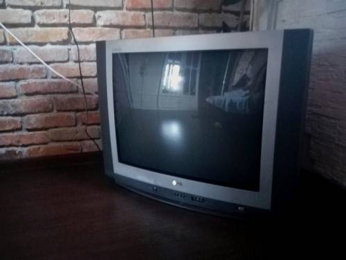 Большой телевизор LG