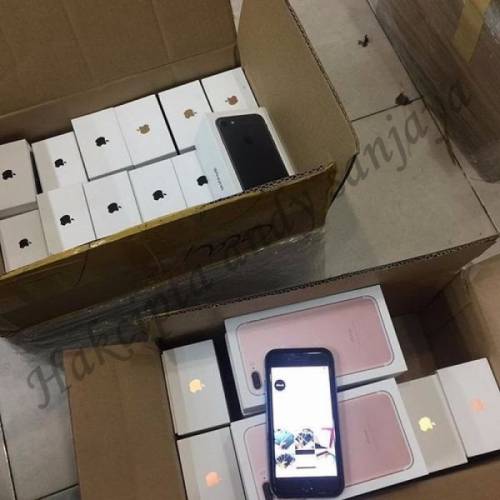 Продаю iphone 7 