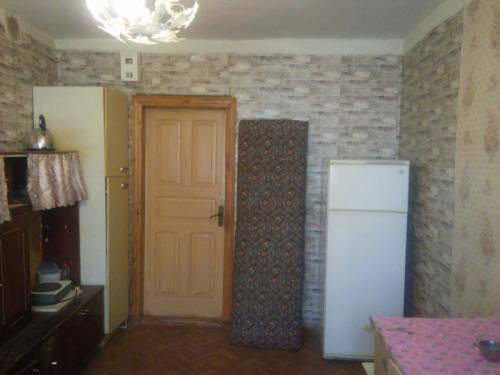 Срочно продам комнату, в общежитии.