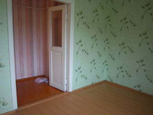 продам квартиру в хорошем месте с красивым видом из окон ,не далеко школа 