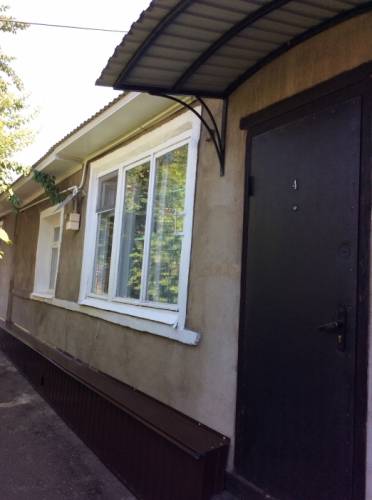 Продам 3-х комнатную квартиру в коттедже  68кв/м на Соколе по Ул Энтузиастов