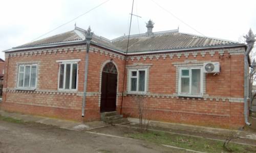 Дом на берегу Азовского моря