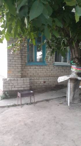 Продаю 1/2 дома