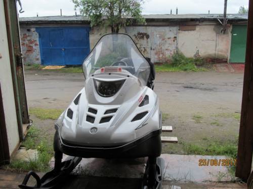 Продам снегоход Тайга Варяг 550