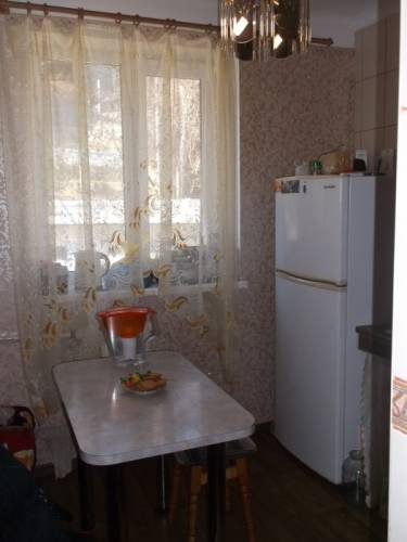 Собственник продаю срочно 2х км квартиру.В городе Ялта посёлок Форос.