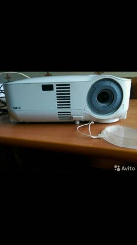 Продаю проектор NEC VT 59 G