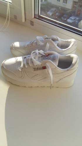 Кроссовки женские Reebok