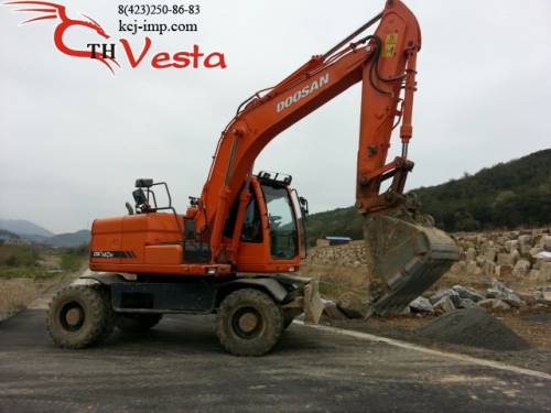 Экскаватор колесный Doosan DX140W