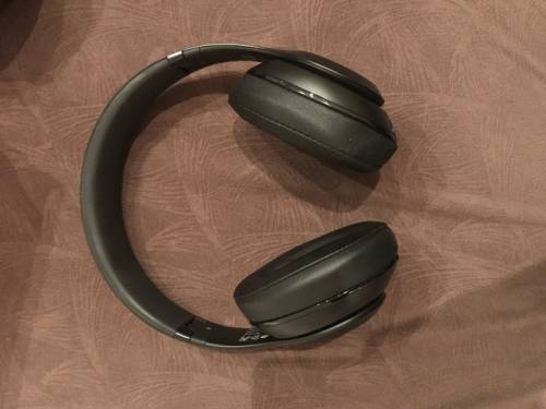 Наушники beats studio wireless 2.0 в идеальном состоянии 