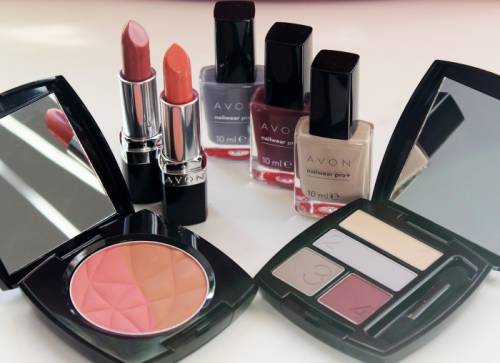 Принимаю заказы на продукцию кампании AVON. Хорошие скидки от компании,