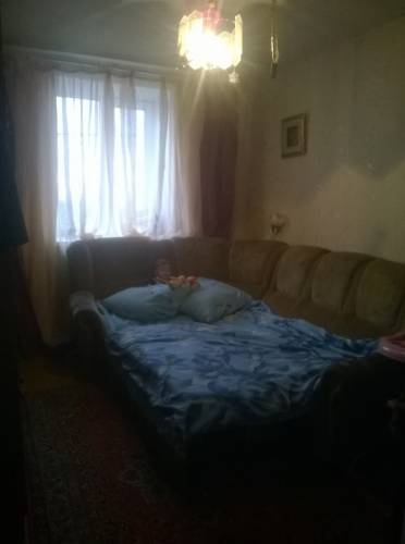 продам двух комнатную квартиру 