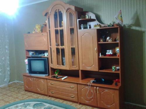 Продам стенку в хорошем состаяние
