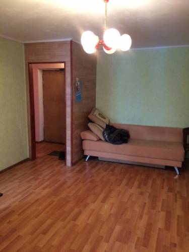 Продам 2-х комнатную квартиру в Микрорайоне