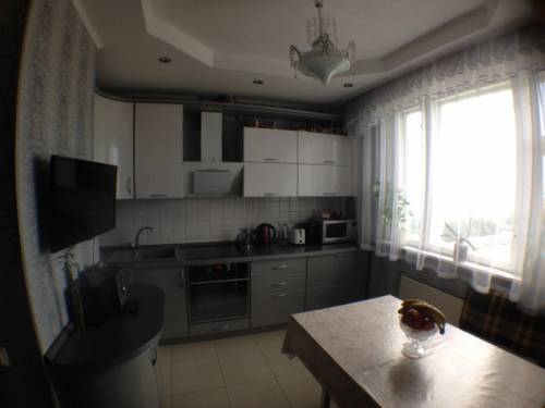 Продается трехкомнатная квартира в г. Нижневартовск