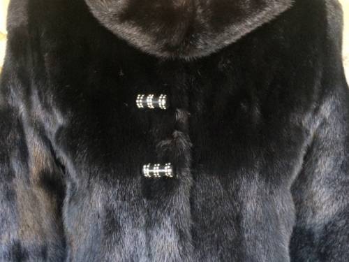 Шуба норковая продам