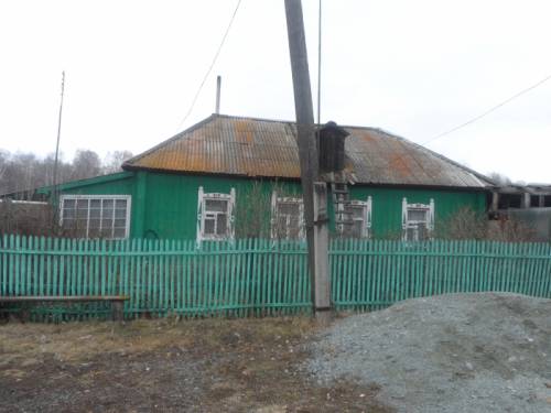 Продам дом и земельный участок