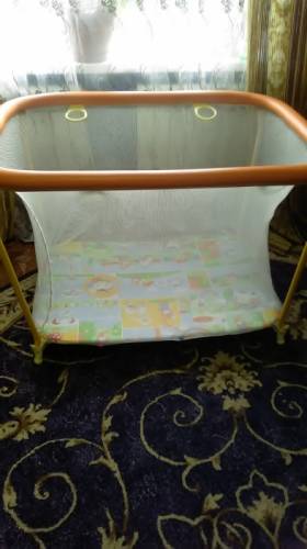 Продам детский манеж 