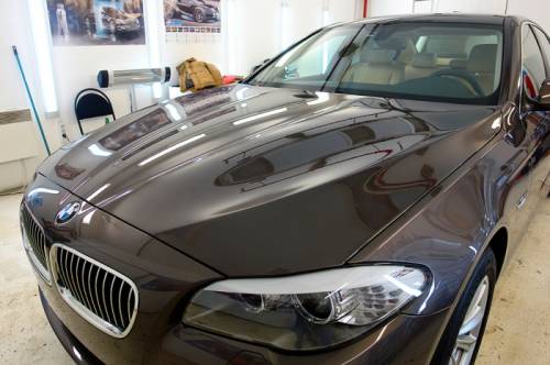 Профессиональная полировка автомобилей и нанесение жидкого стекла 