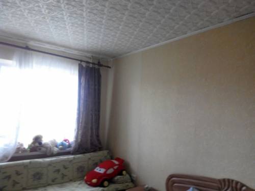 Продам 1 комнатную квартиру по 60 лет октября