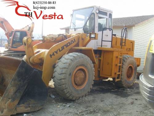 Фронтальный погрузчик Hyundai HL25 