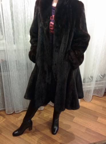 Продаю норковую шубу