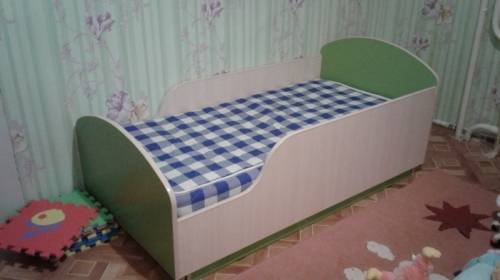 Продам детскую кровать