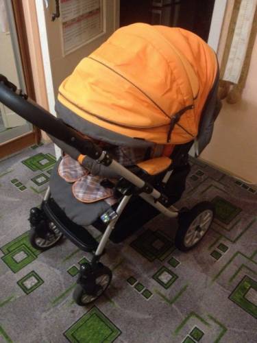 Продам детскую коляску