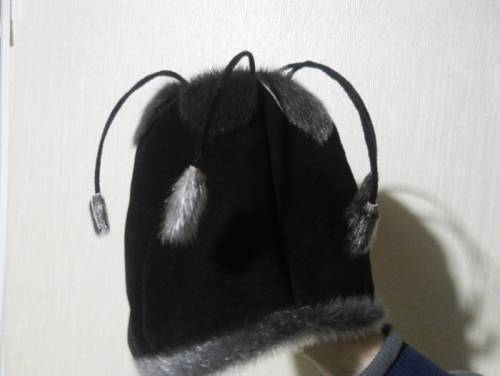 продаются разные шапки