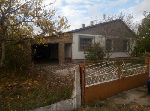 Жилой дом  в сельской месности.