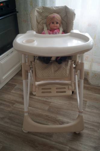 Стульчик для кормления happy baby kevin