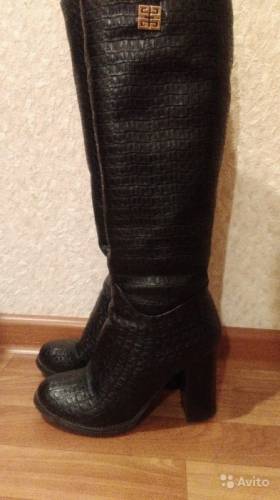Продам зимние сапоги
