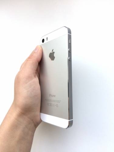 Продам iPhone 5s