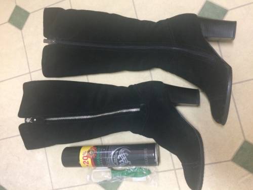 Продам женские сапоги 