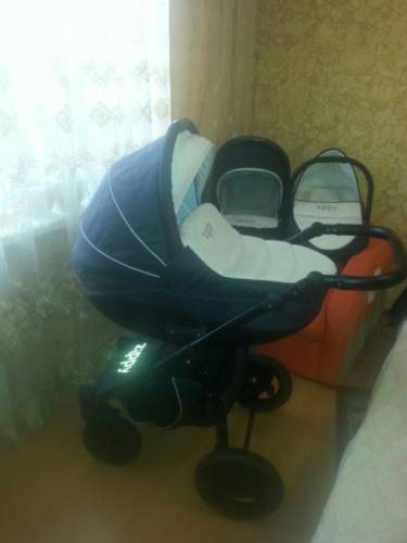 Продам коляску  zippy sport