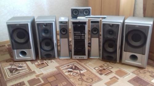 Продаётся Домашний музыкальный центер