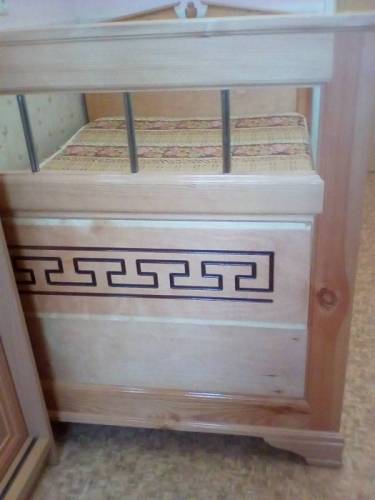 продам кровать деревянная с 2 ящиками , с матрасом  120- 200 за  7000 тысяч