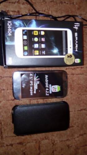 Продам телефон FLY IQ4404