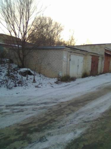 Продам гараж.Возможен торг.