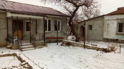 Сдам домик 1-2комн. в Феодосии длительно