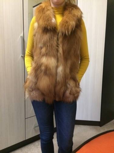 Жилетка из лисы. Натуральный мех