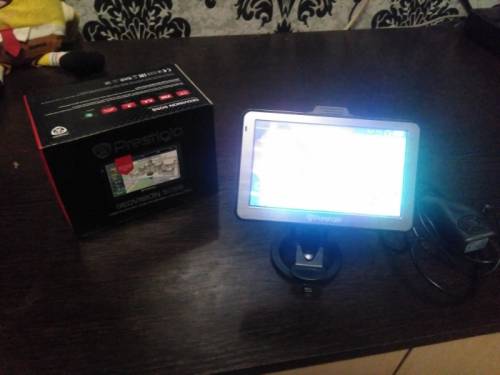 Продам Навигатор,магнитолу,видео регистратор